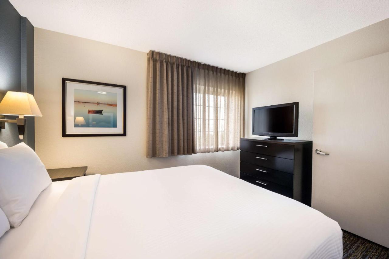 Sonesta Simply Suites Arlington Exteriör bild